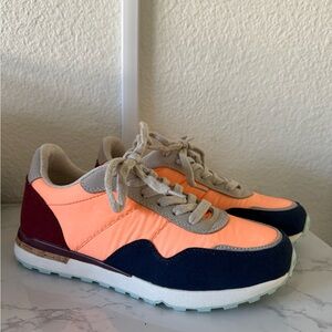 New! earth Women’s Casual Maren Sneaker Size 8